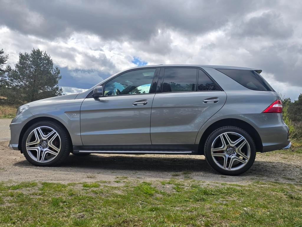 Mercedes M-Klasse  63 AMG performance 4MATIC AUT 2013 557pk, 5461 cc, Adaptive Cruise Control, 2245 kg, Leder