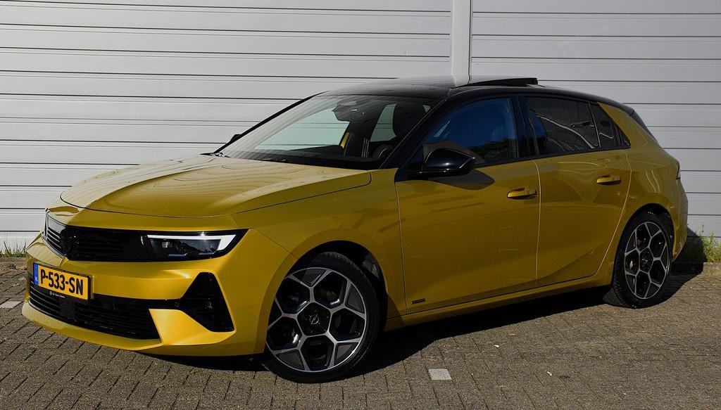 Opel Astra 1.2 Turbo Ultimate*1e Eigenaar*27Dkm*NAP*Head-up*, Auto's, Opel, Gebruikt, Origineel Nederlands, 3 cilinders, Astra