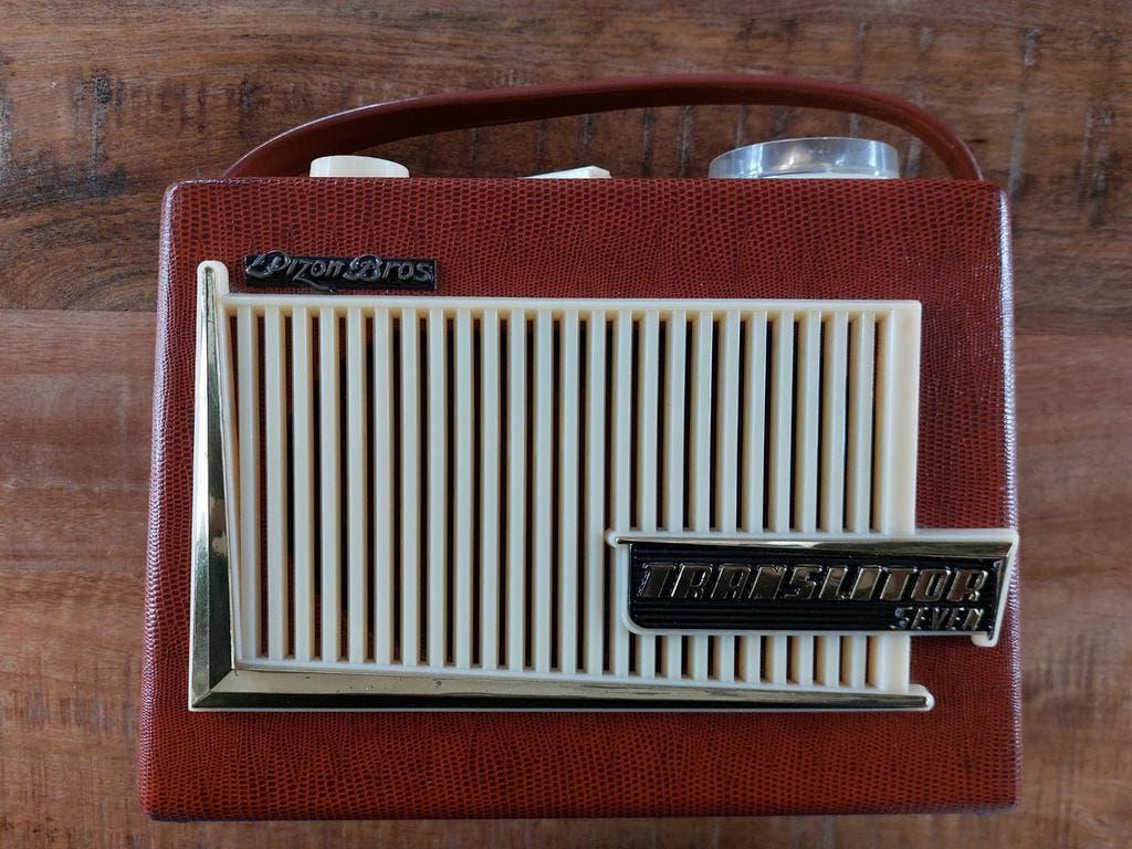 Pizon Bros transsistor radio ., Ophalen of Verzenden