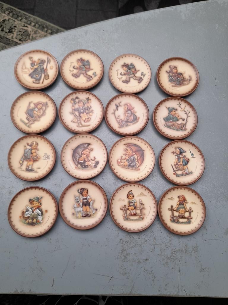 16 x mj hummel bordjes 10.00 euro p.s, Ophalen of Verzenden