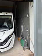 Loods van 5 jaar oud, Auto diversen