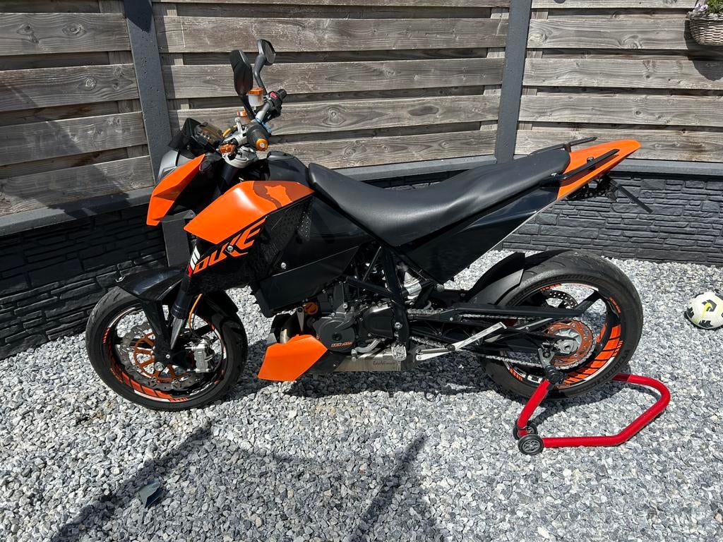 KTM DUKE 690, Particulier, Naked bike