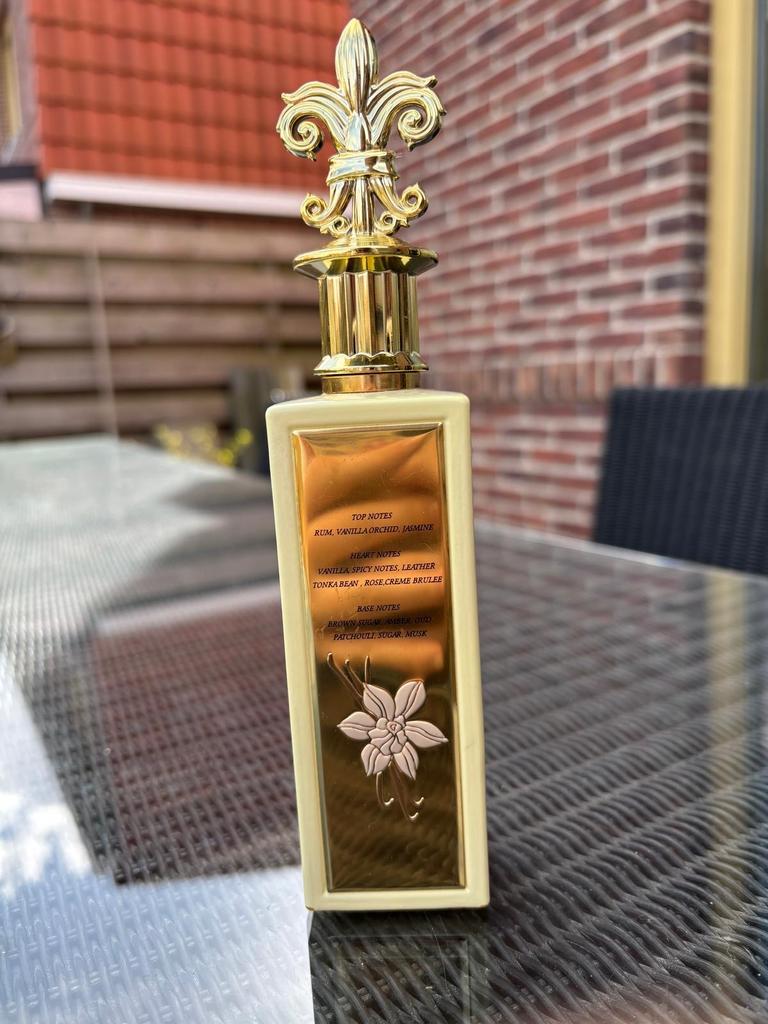 December Vanilla parfum, Ophalen of Verzenden, Zo goed als nieuw