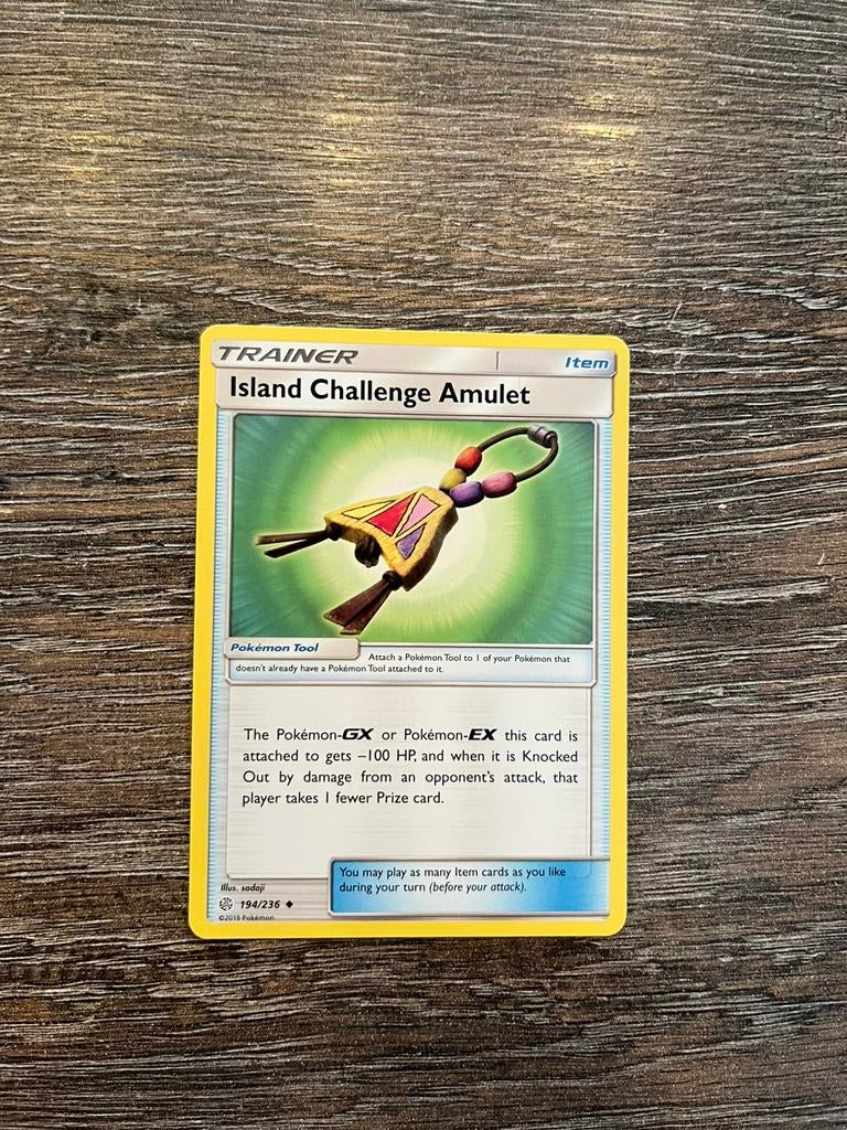 Island Challenge Amulet CEC 194/236, Ophalen of Verzenden, Zo goed als nieuw