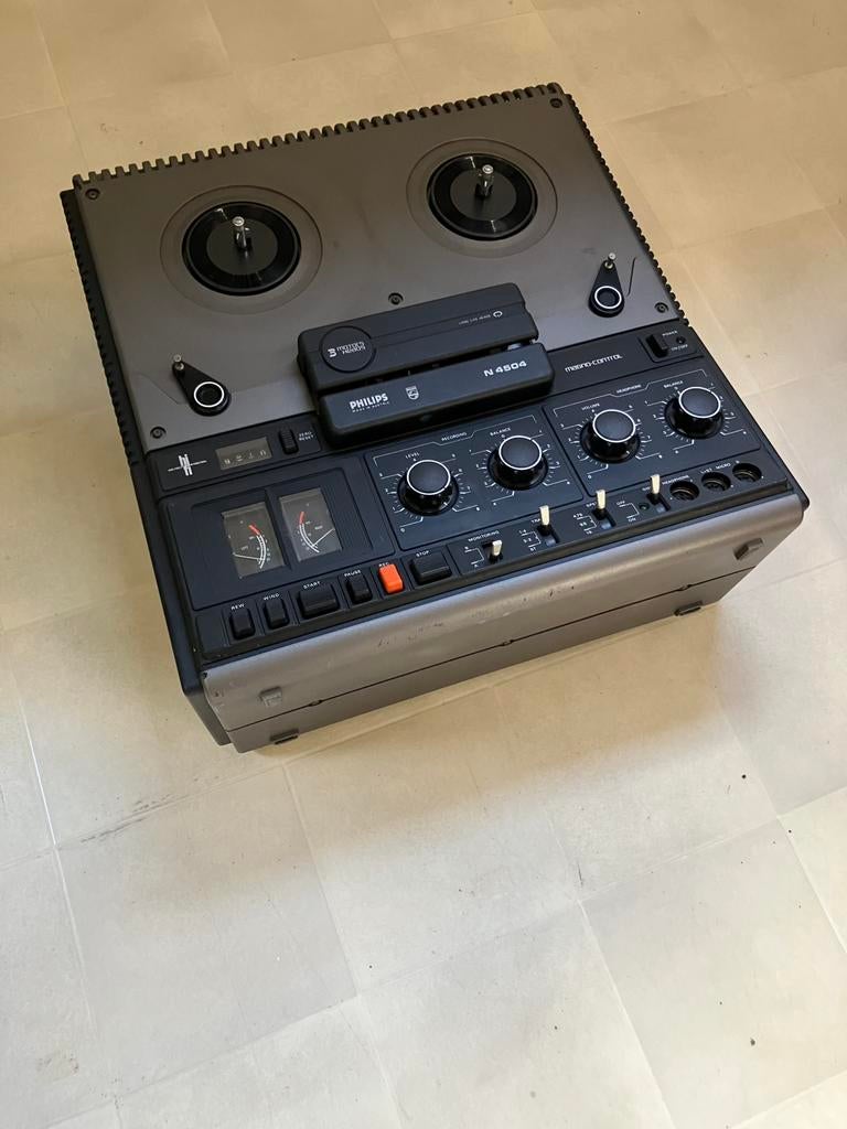 Philips N4504 bandrecorder, Audio, Tv en Foto, Bandrecorders, Ophalen, Bandrecorder, Met stofkap