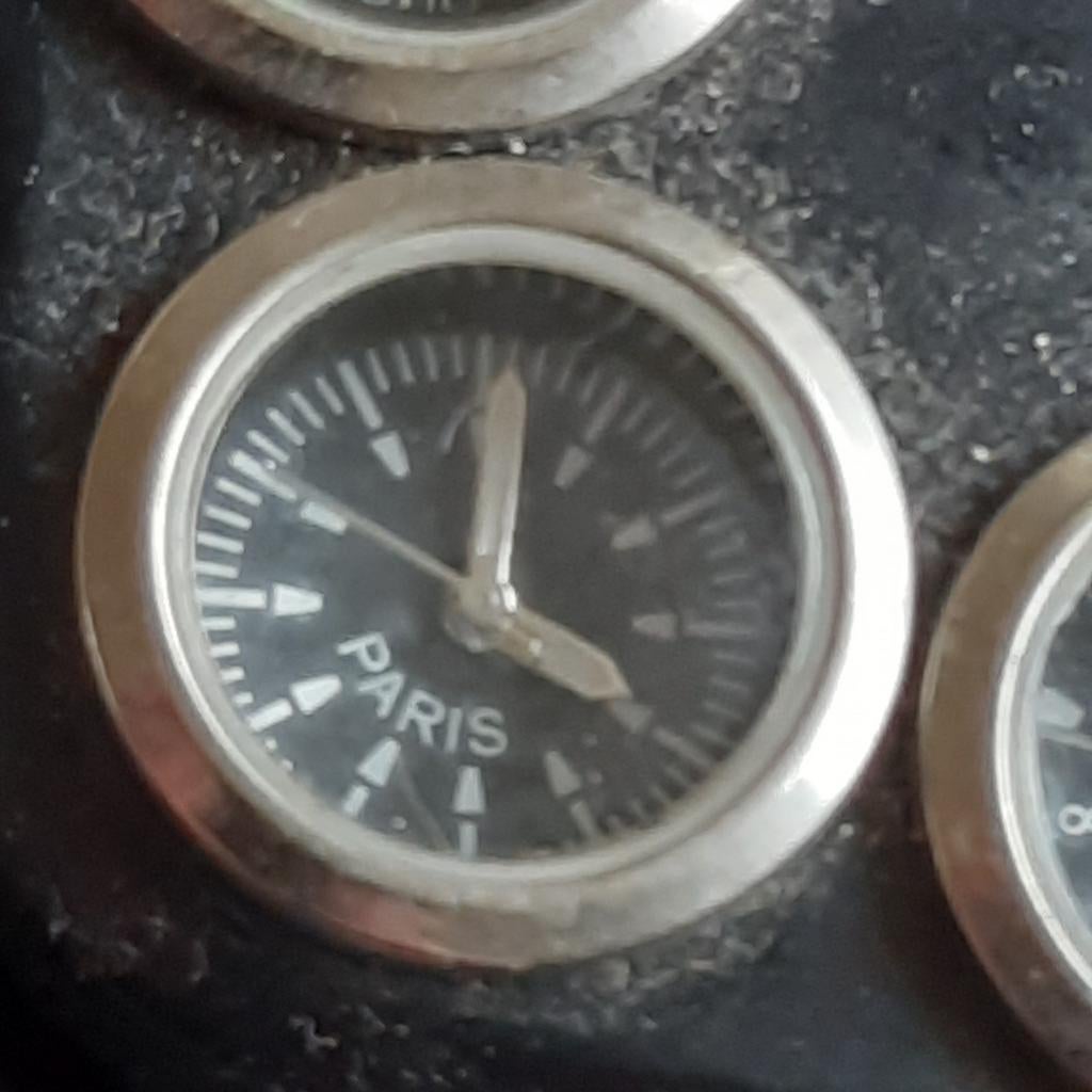 Groot Chinees Horloge met Vijf Uurwerkjes Internationaal, Verzenden, Nieuw, Overige merken