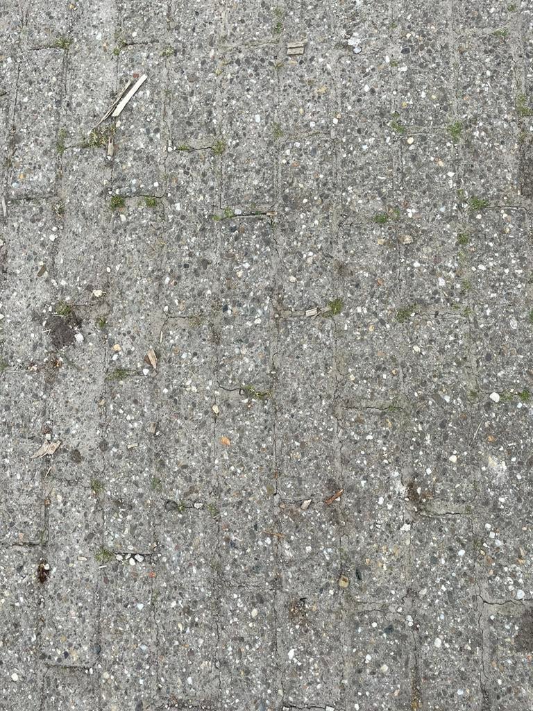 Grijze betonwaaltjes 16m2 gratis, Ophalen, Zo goed als nieuw, Beton, Terrastegels