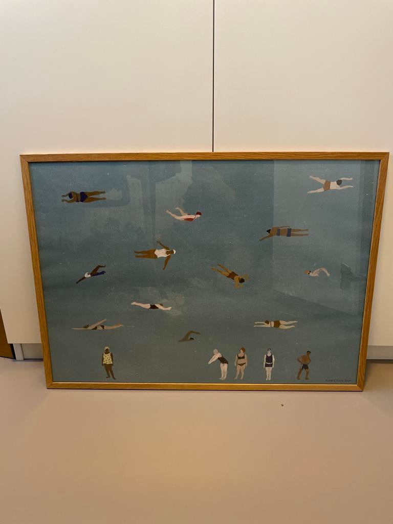 Fine Little Day 'Swimmers' Poster met Eiken Frame (50x70 cm), Ophalen of Verzenden