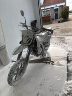 Stoere zwarte brommer - Ideaal voor dagelijks gebruik!, Ophalen of Verzenden, Gebruikt, Maximaal 45 km/u