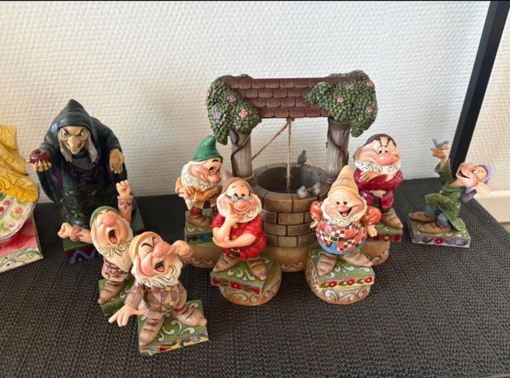 Disney traditions : wenspunt met 7 dwergen, Verzamelen, Disney, Ophalen of Verzenden, Sneeuwwitje of Doornroosje, Zo goed als nieuw