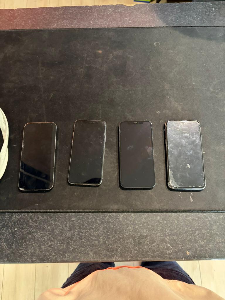 Diverse iPhones: 13 Pro, 12 Pro, XS, 11 - Verschillende cond, Telecommunicatie, Mobiele telefoons | Apple iPhone, Ophalen of Verzenden