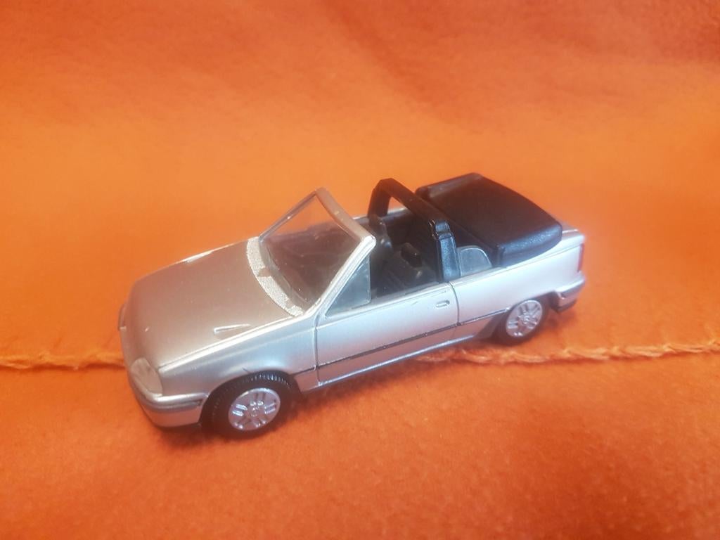 Gama Opel kadett cabrio gsi, Ophalen of Verzenden, Zo goed als nieuw, Auto, Gama