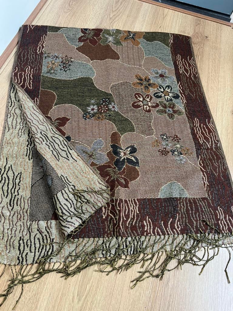 Pashmina viscoss bruin zilver bloemen, Ophalen of Verzenden, Zo goed als nieuw, X, Sjaal