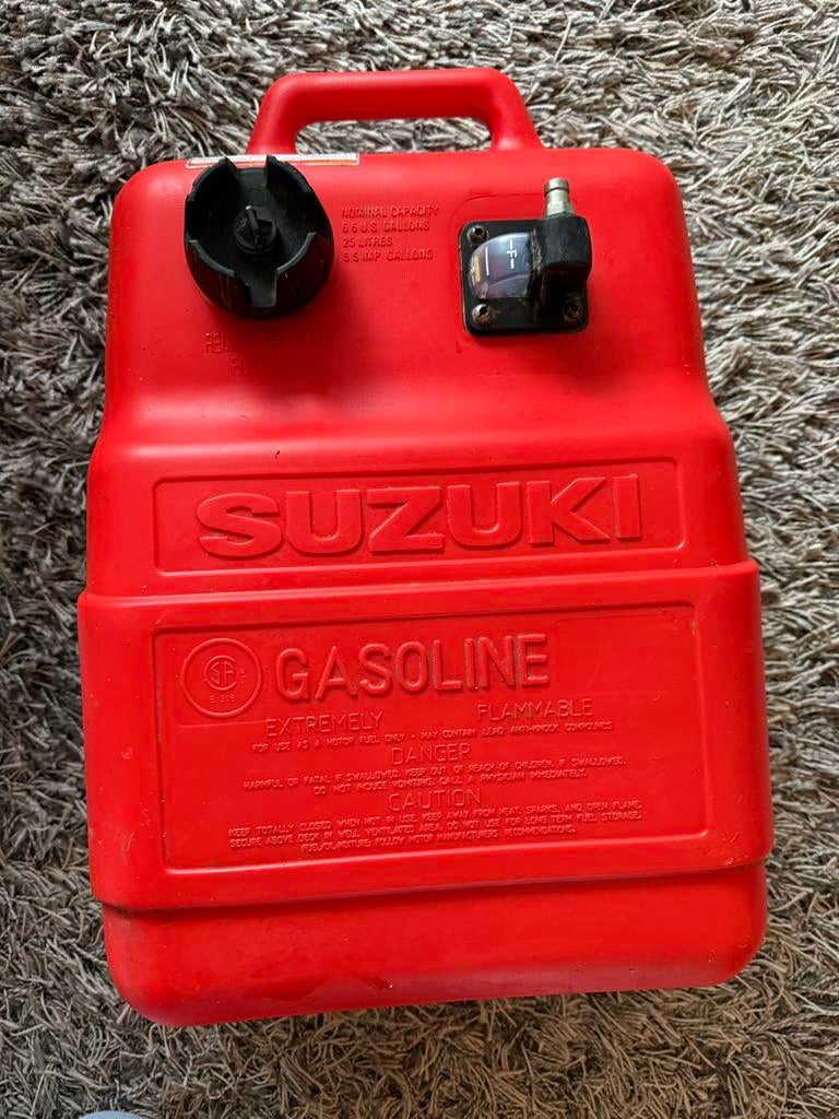Orinele Suzuki brandstoftank XL 25 liter sloep tender, Watersport en Boten, Accessoires en Onderhoud, Zo goed als nieuw, Motor en Techniek