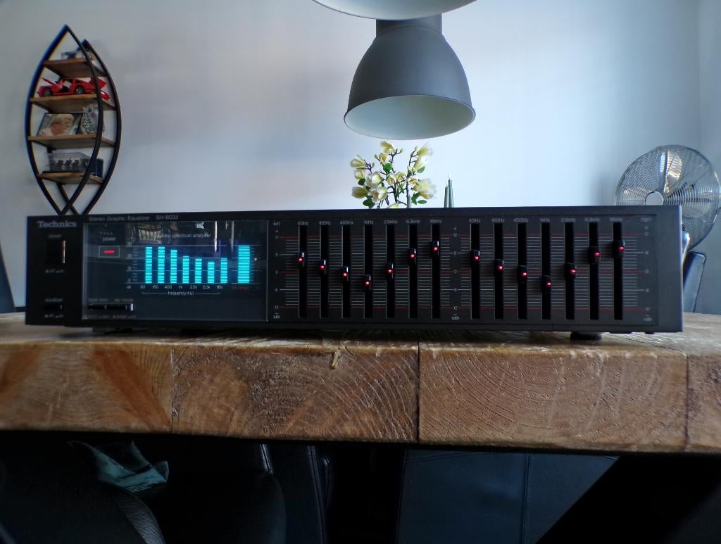 Zeer mooie Vintage Technics 2x7 bands equalizer type SH-8033, Ophalen of Verzenden, Zo goed als nieuw, Audio