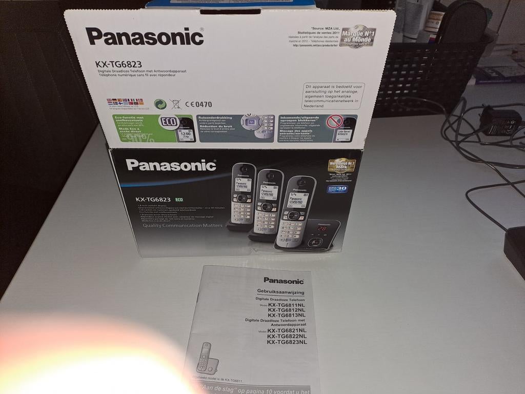 Set van 3 Panasonic draadloze telefoons met voicemail, Ophalen of Verzenden, Gebruikt, 3 handsets
