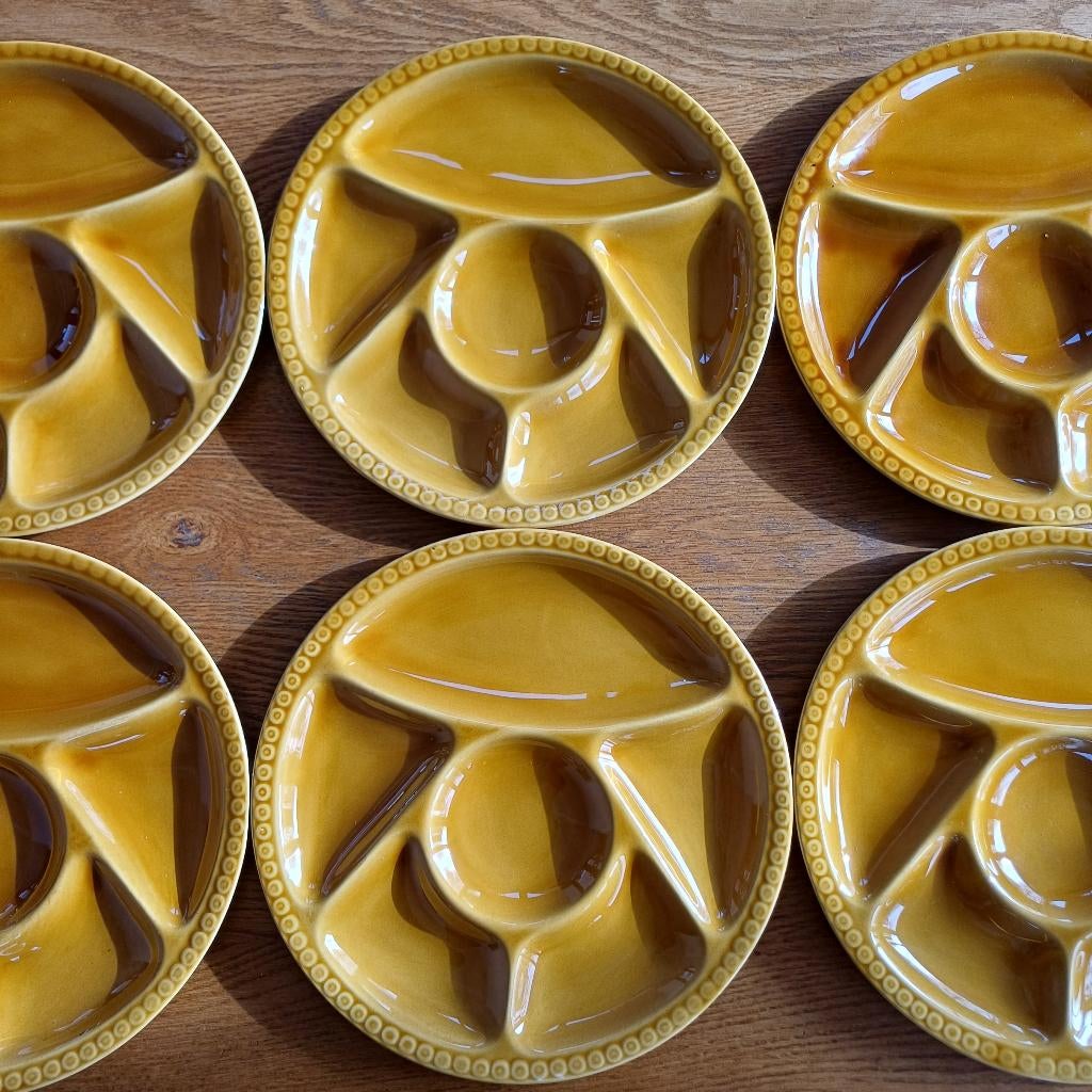 Set van 6 vintage fondueborden, Huis en Inrichting, Keuken | Servies, Gebruikt, Bord(en), Overige stijlen, Keramiek, Ophalen of Verzenden