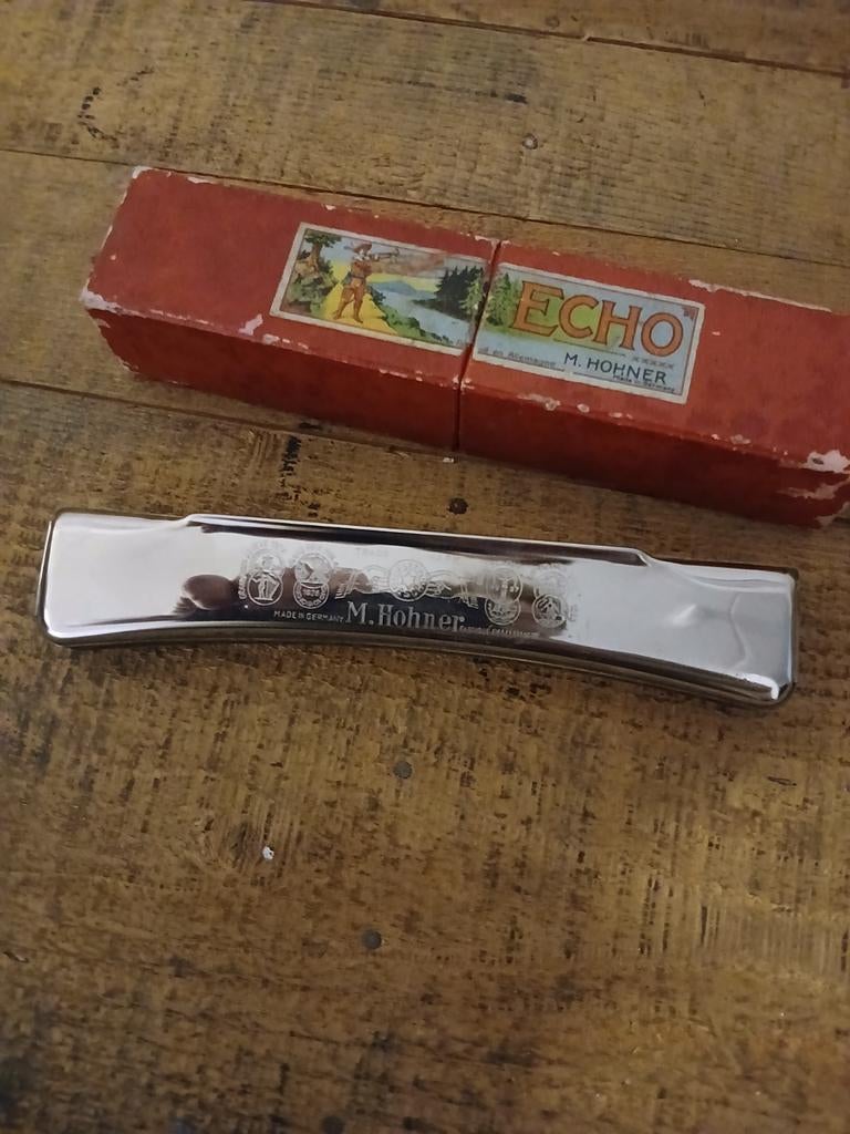 M. Hohner Echo mondharmonica met doosje, Ophalen of Verzenden