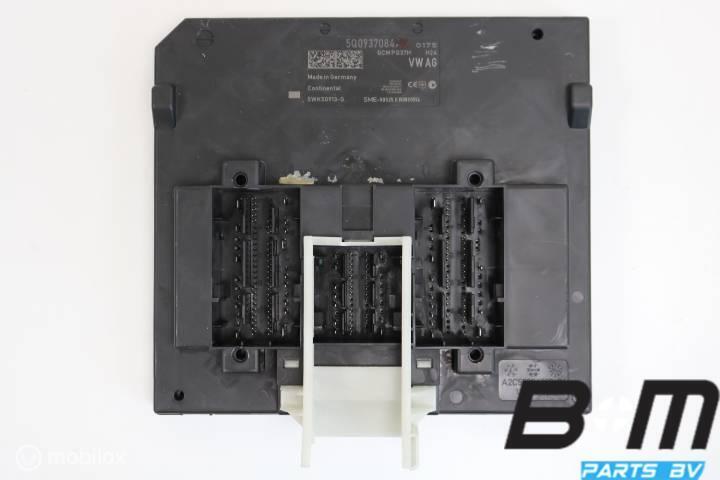 BCM (boordnetregelapparaat) VW Golf 7 5Q0937084AD, Gebruikt