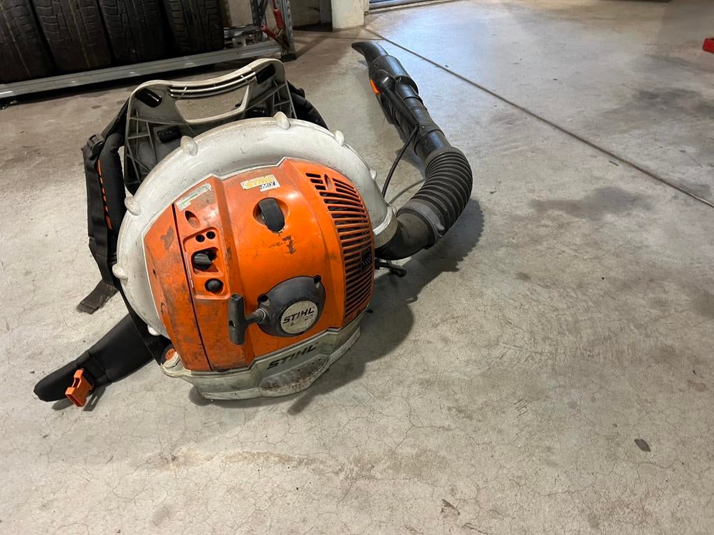 Stihl blad blazer. Is er mee gestopt, Tuin en Terras, Bladblazers, Ophalen, Gebruikt, Benzine, Ruggedragen