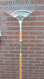 Grashark/bladhark, Ophalen, Gebruikt, Hark, Konigsgarten