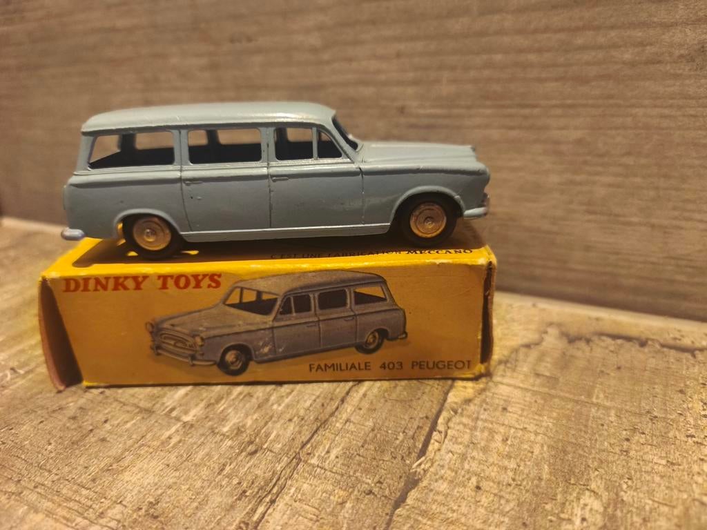 Dinky toys Peugeot 403 Familiale Break modelauto, Ophalen of Verzenden, Auto, Overige merken