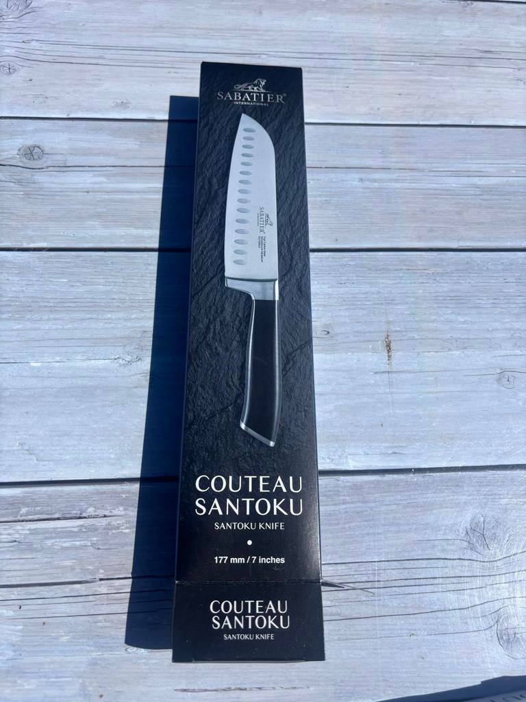 Nieuwe Sabatier Santoku koksmessen - 60 stuks beschikbaar, Overige typen, Nieuw, Ophalen of Verzenden, Zwart