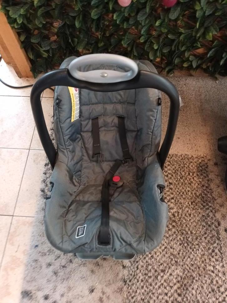 Safe2Go Baby Autostoel - Grijs, Kinderen en Baby's, Autostoeltjes, Gebruikt, Overige merken, 0 t/m 13 kg, Autogordel, Ophalen