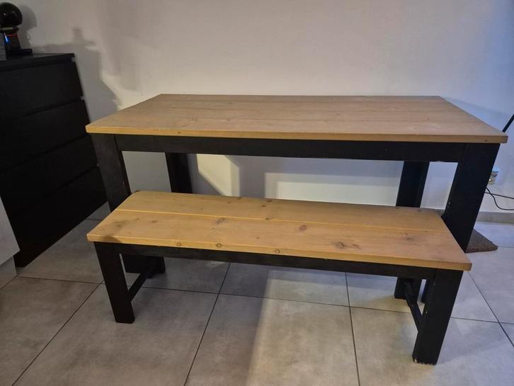 Houten (Eet)tafel met bankje., Huis en Inrichting, Tafels | Sidetables, Gebruikt, 75 cm of meer, 150 tot 200 cm, Rechthoekig, Ophalen