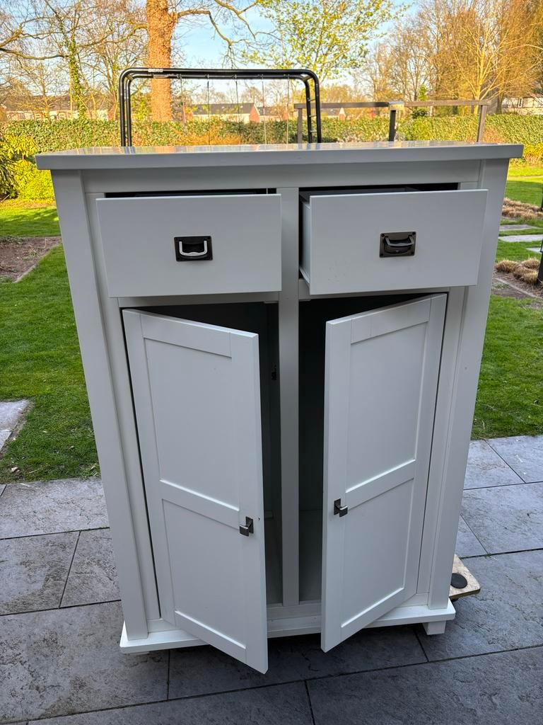 Twee witte kasten met lades, Ophalen, Gebruikt