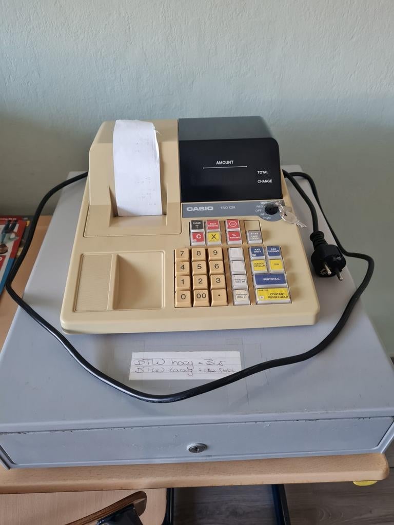 Elektrische rekenmachine CASIO 150 CR, Ophalen