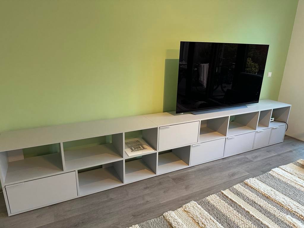 Modern grey TV stand 3.75m, Ophalen, Minder dan 50 cm, Gebruikt, 200 cm of meer
