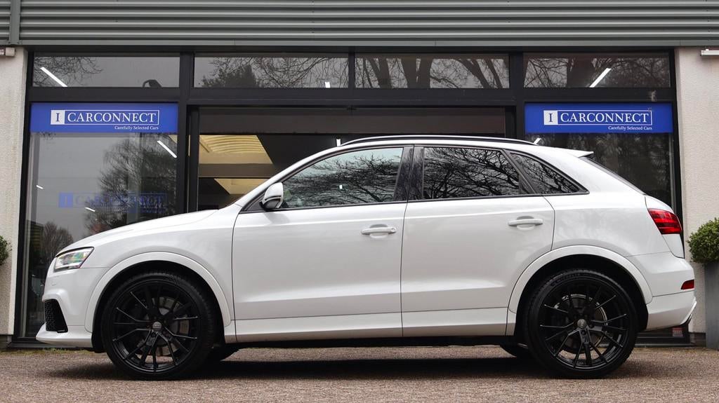 Audi RS Q3 2.5 TFSI quattro 310pk|Cruise|Navi|PDC|Stoel.verw, Auto's, Audi, Automaat, Euro 5, Gebruikt, Zwart