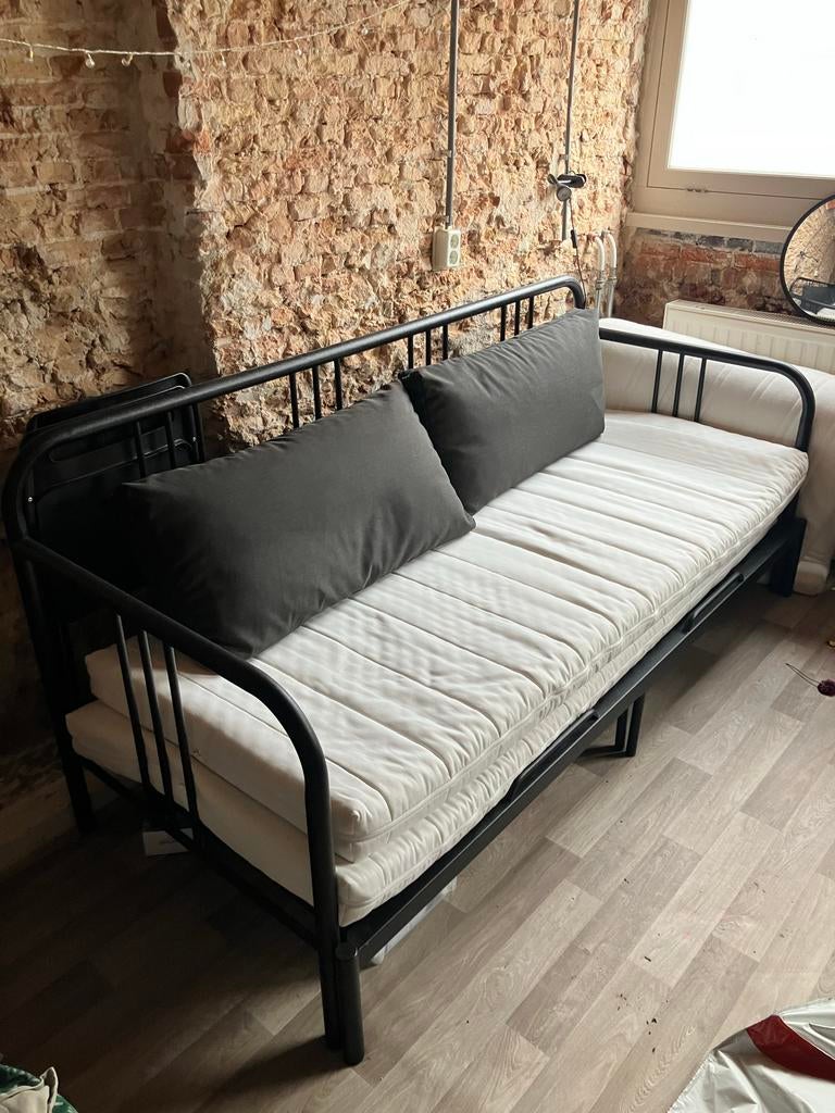 Tweepersoons bedbank IKEA, Ophalen, Gebruikt, Zwart, Tweepersoons