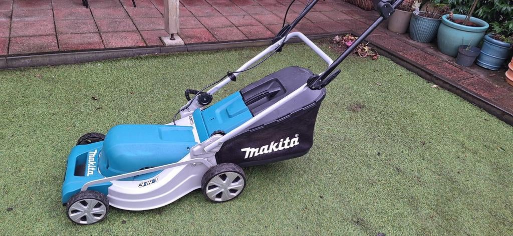 Makita ELM4121 Elektrische Grasmaaier - Goed Onderhouden, Tuin en Terras, Grasmaaiers, Ophalen, Cirkelmaaier, Gebruikt, Elektrische grasmaaier