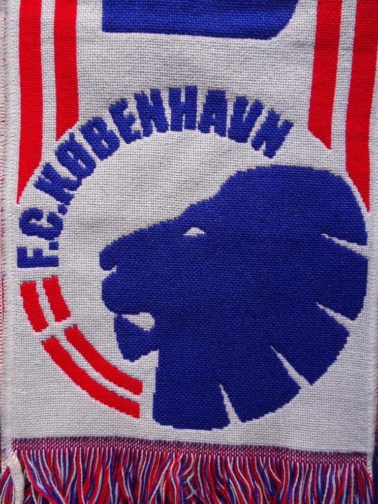 sjaal FC Kopenhagen, Ophalen of Verzenden, Nieuw, Buitenlandse clubs, Vaantje of Sjaal