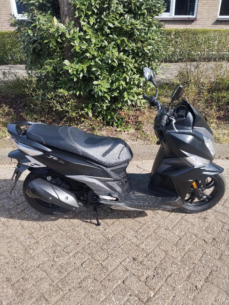 SYM JET 14, Fietsen en Brommers, Scooters | SYM, Overige modellen, Maximaal 45 km/u, Ophalen of Verzenden, Zo goed als nieuw