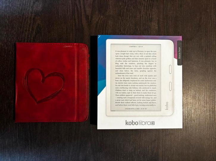 Kobo Libra 2 + Sleepcase, Computers en Software, E-readers, Zo goed als nieuw, Ophalen of Verzenden