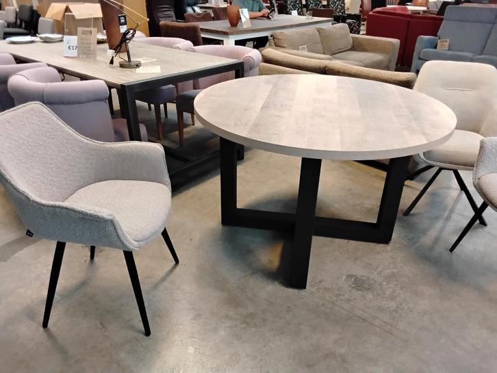 Mooie, moderne, ronde eettafel VERKOCHT!!, Huis en Inrichting, Tafels | Eettafels, Zo goed als nieuw, 100 tot 150 cm, 100 tot 150 cm