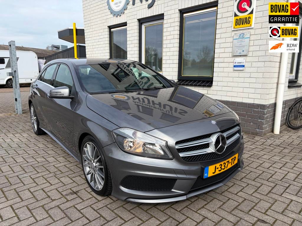 Mercedes-Benz A-klasse 180 Ambition / AMG / Cruise Controle, Voorwielaandrijving, Stof, Gebruikt, 4 cilinders