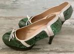 Pumps groen/wit mt37, Kleding | Dames, Schoenen, Ophalen, Zo goed als nieuw, Schoenen met hoge hakken, Groen