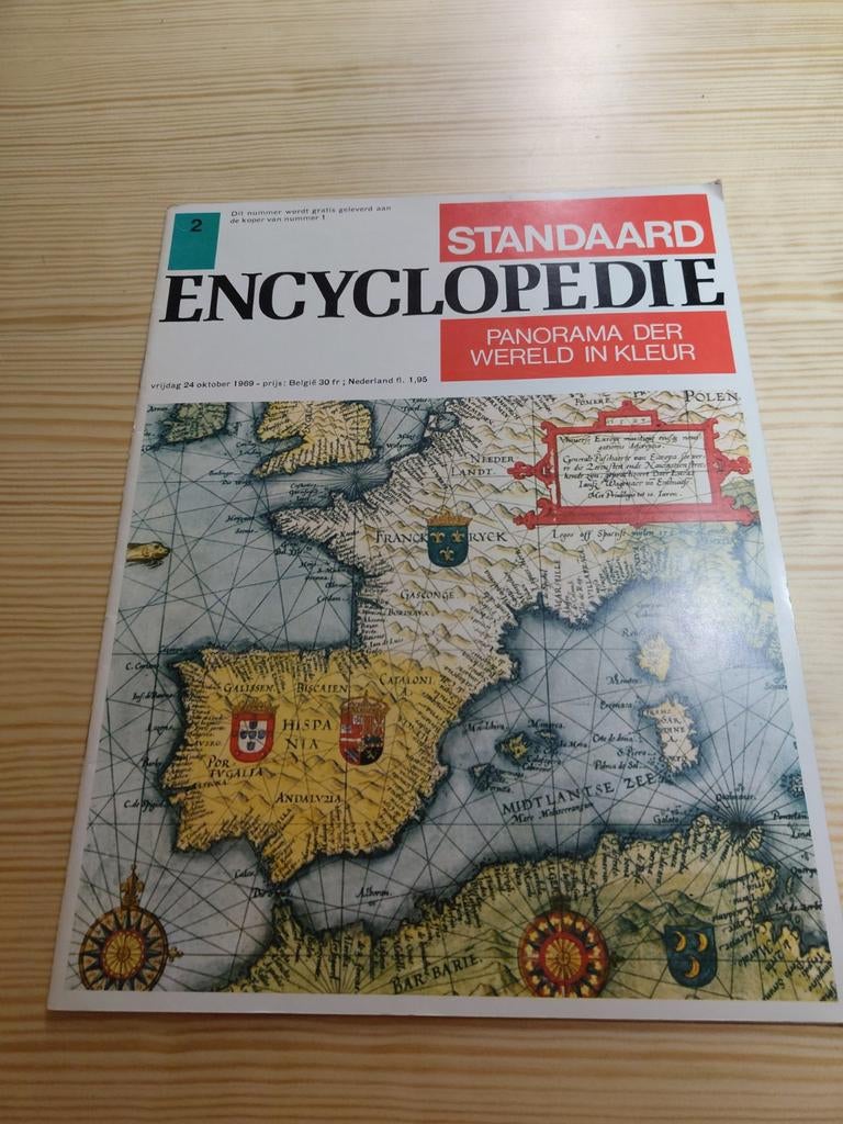 Standaard Encyclopedie - Panorama der wereld in kleur, Boeken, Encyclopedieën, Ophalen of Verzenden