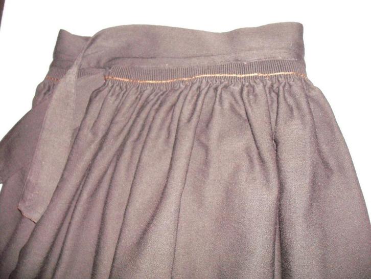 ** Schort / Zeeuwse Klederdracht - Zuid- Beveland **, Antiek en Kunst, Antiek | Kleding en Accessoires, Dames, Verzenden