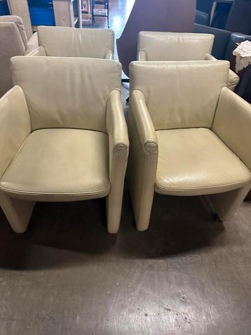4 kuipstoelen leer beschikbaar voor biedingen