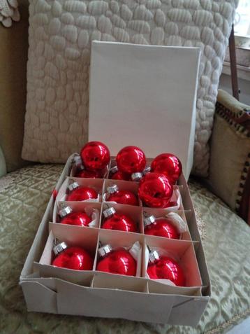 16 Vintage Rode Glazen Kerstballen & Doos  ** Mimosa ** beschikbaar voor biedingen