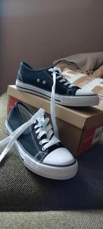 Bristol canvas gympen 41 Nieuw!, Kleding | Dames, Ophalen of Verzenden, Nieuw, Wit, Sneakers of Gympen