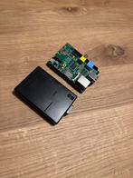 Raspberry Pi 1 met z-wave adapter, behuizing en sd kaart, Ophalen of Verzenden, Zo goed als nieuw