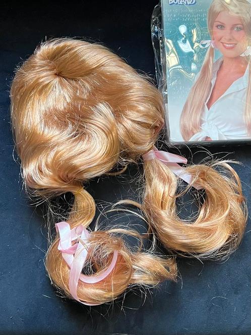 Pruik – “Barbieheimer”, Hobby en Vrije tijd, Kostuums, Theaterbenodigdheden en LARP, Zo goed als nieuw, Ophalen of Verzenden