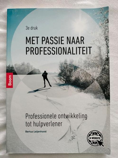 Bertus Leijenhorst - Met passie naar professionaliteit, Boeken, Schoolboeken, Zo goed als nieuw, Nederlands, Ophalen of Verzenden