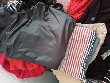 dameskleding herenkleding gratis schoenen tas herenkleding  beschikbaar voor biedingen